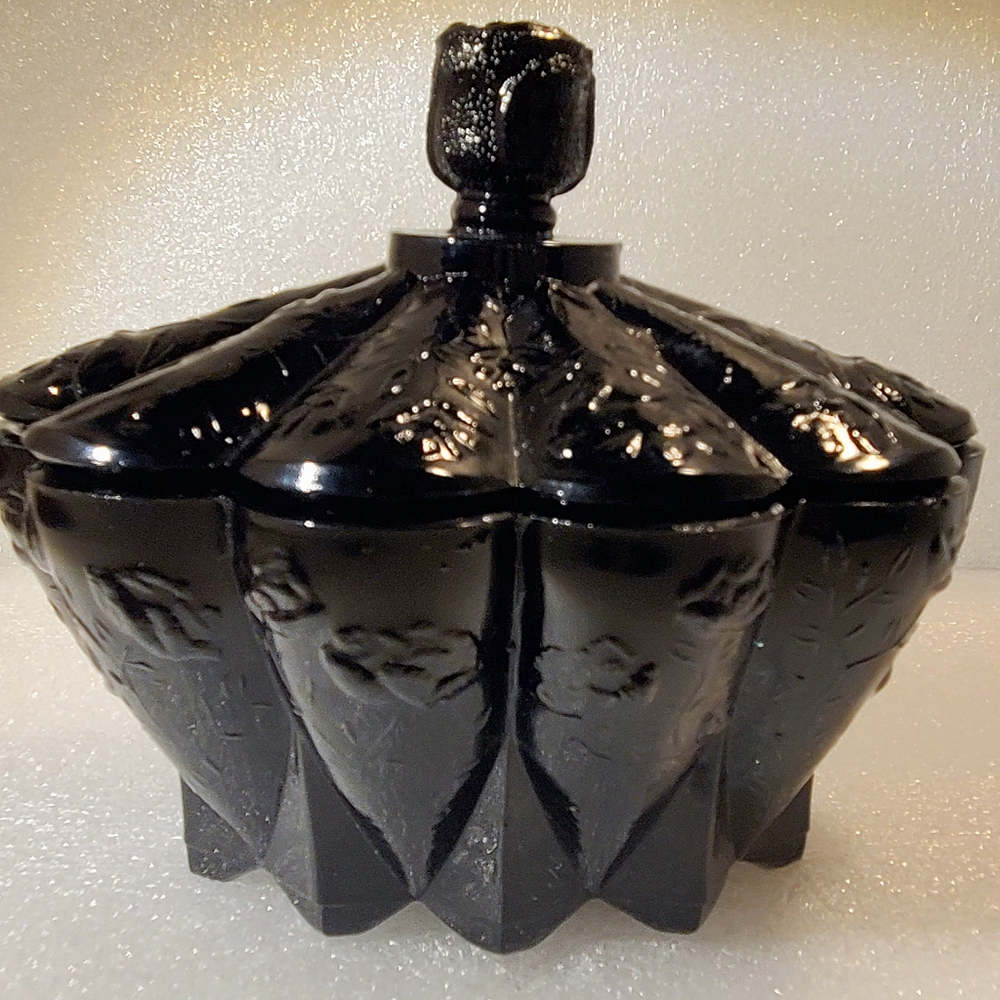 Vintage Black Glass Jewelry Box/ Candy Dish Flower Design EUC